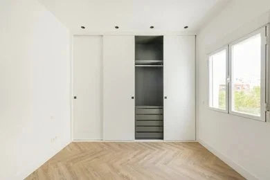 RG built in closets